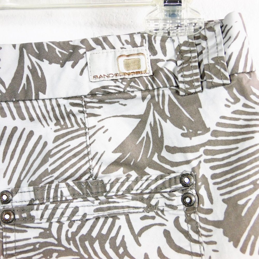 Bandolinoblu Fern Pattern Shorts - Picture 4 of 8